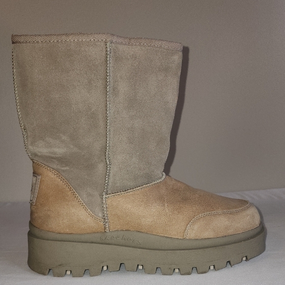 Skechers Women's Tan Boots - Picture 1 of 8